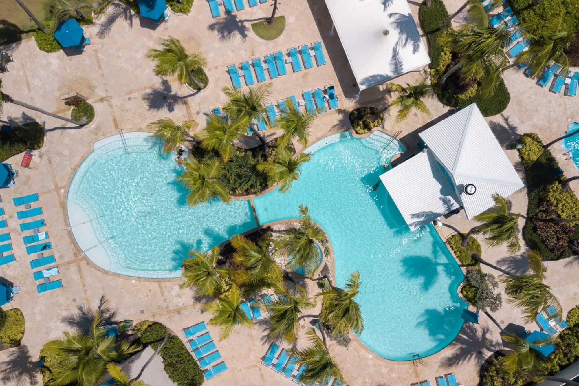 Courtyard By Marriott Isla Verde Beach Resort San Juan Ngoại thất bức ảnh