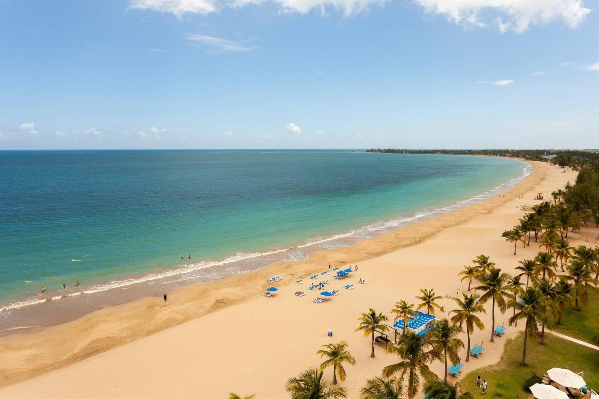 Courtyard By Marriott Isla Verde Beach Resort San Juan Ngoại thất bức ảnh