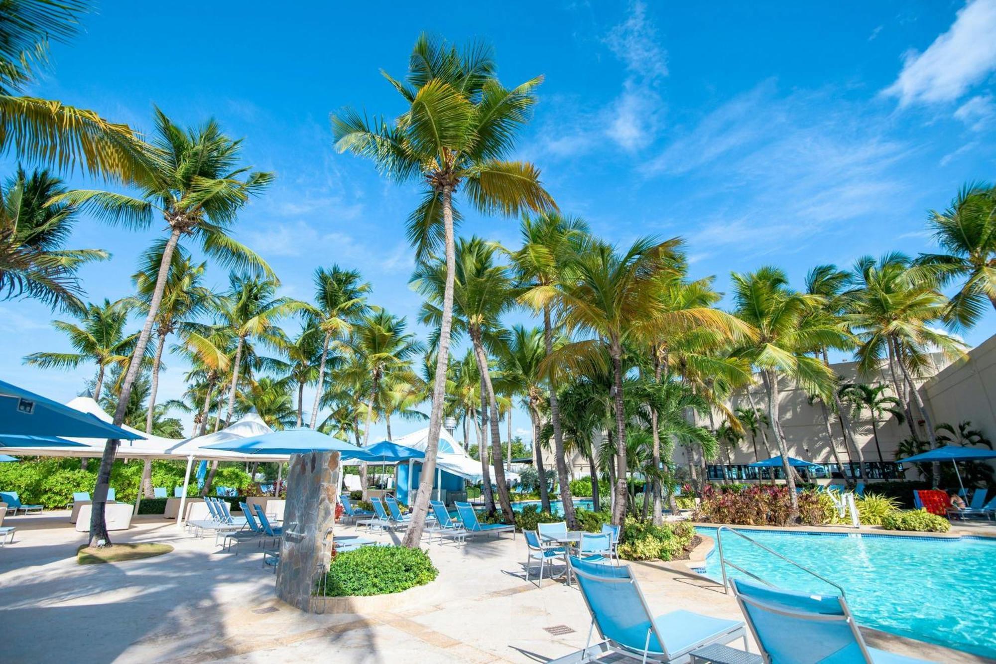 Courtyard By Marriott Isla Verde Beach Resort San Juan Ngoại thất bức ảnh
