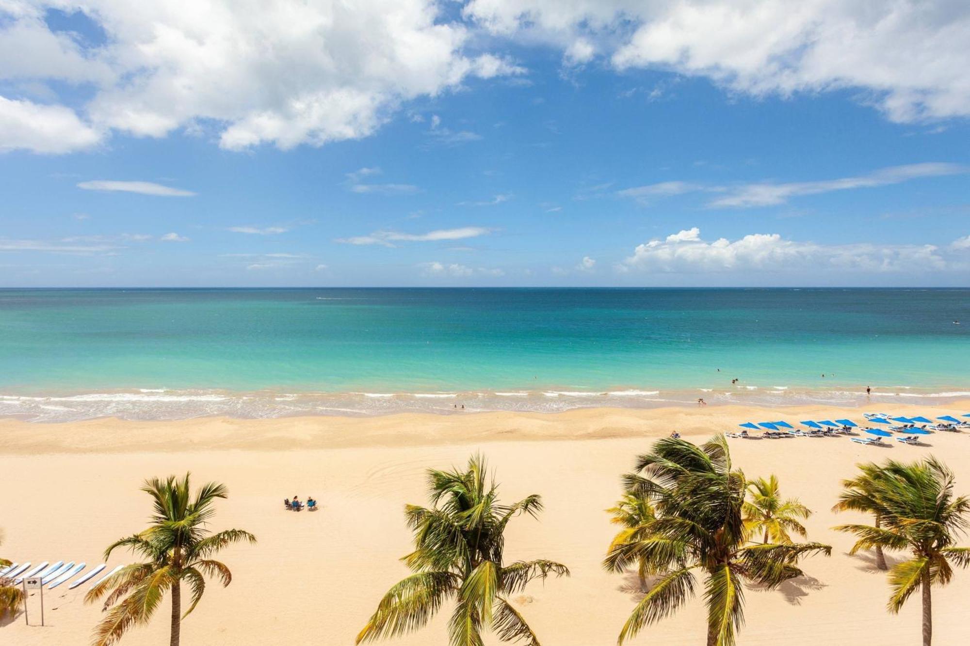 Courtyard By Marriott Isla Verde Beach Resort San Juan Ngoại thất bức ảnh